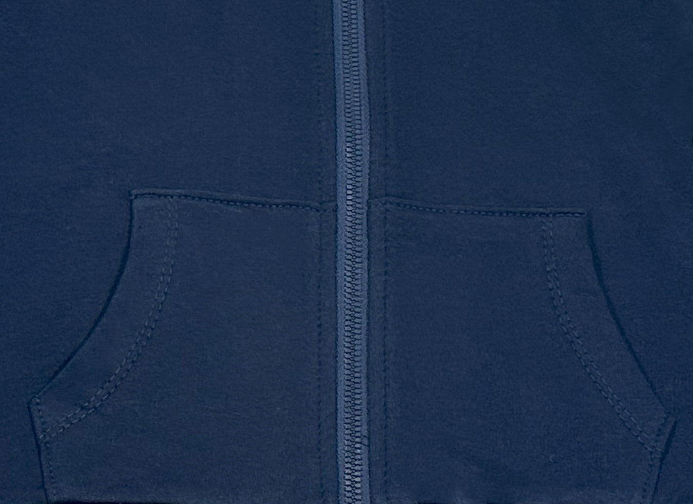 سترة رياضية خفيفة باللون الأزرق البحري (هودي بسحاب)