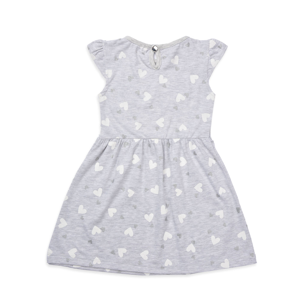 فستان رمادي مطبوع عليه قلوب مع رباط رأس