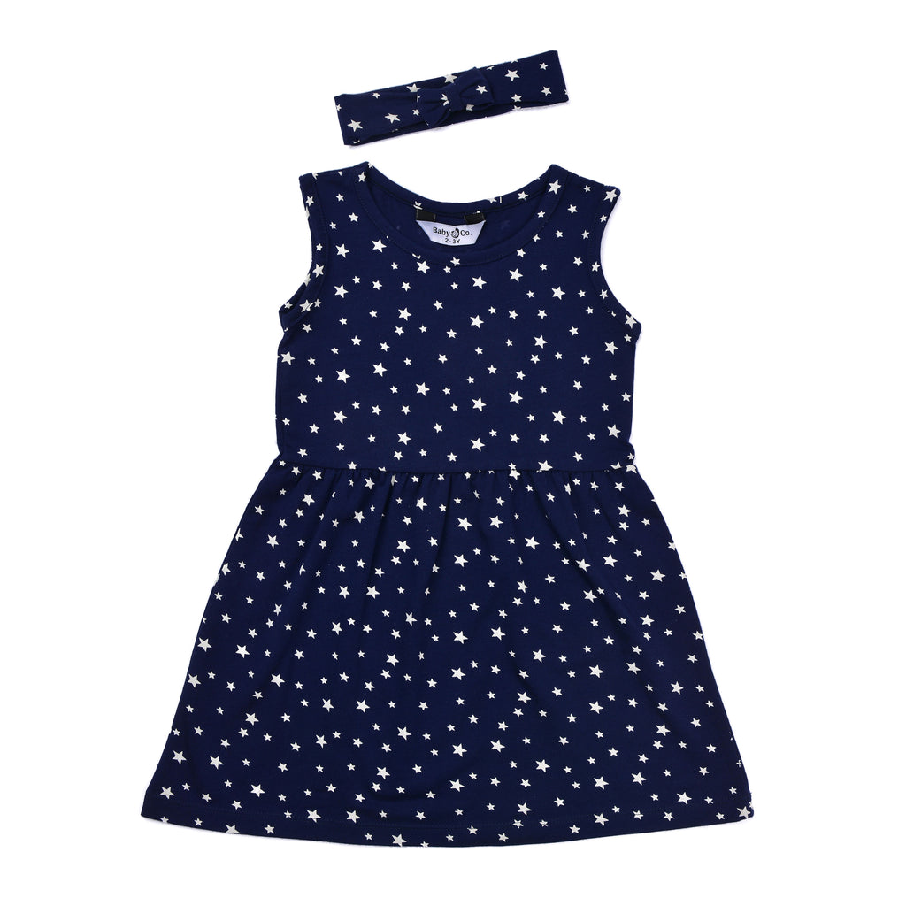 فستان مطبوع عليه نجوم زرقاء مع رباط رأس